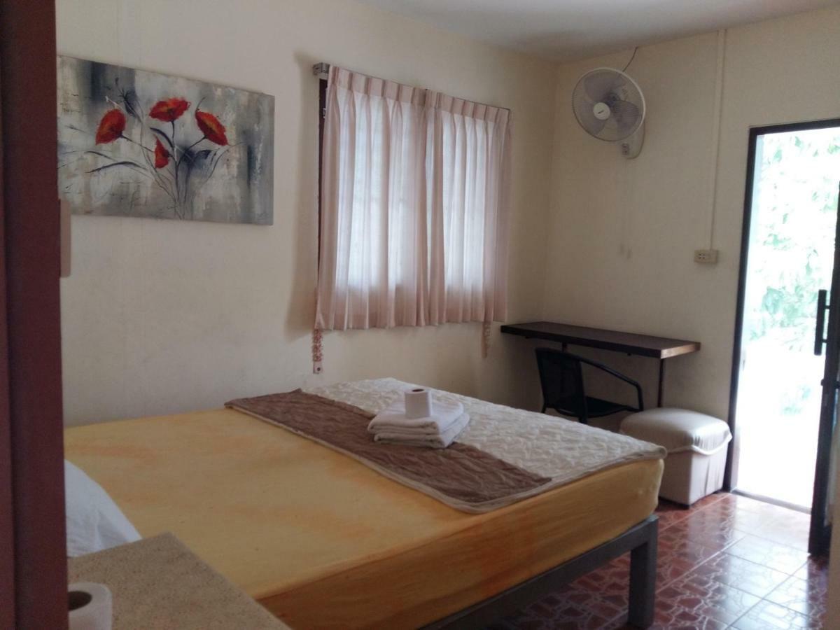 Js Guesthouse Тау Экстерьер фото