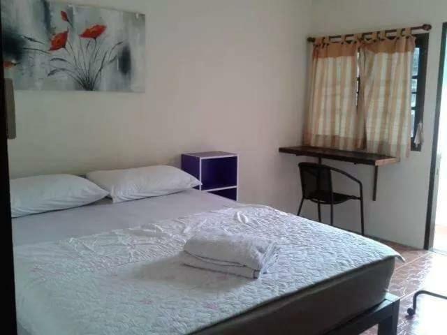 Js Guesthouse Тау Экстерьер фото